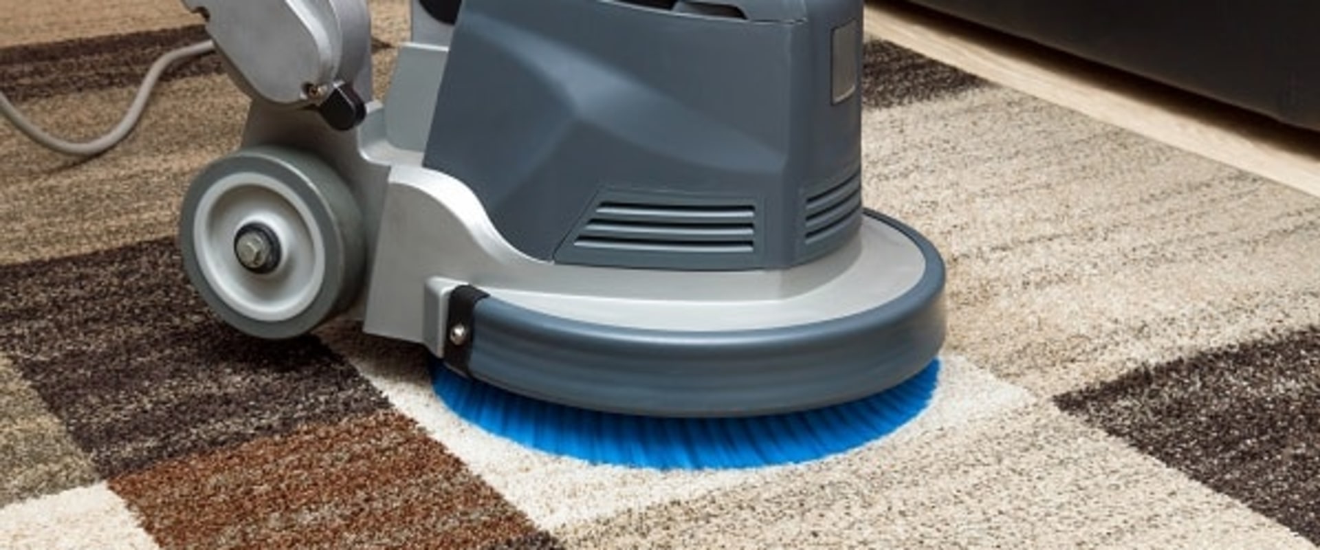 Where to rent commercial carpet cleaner?