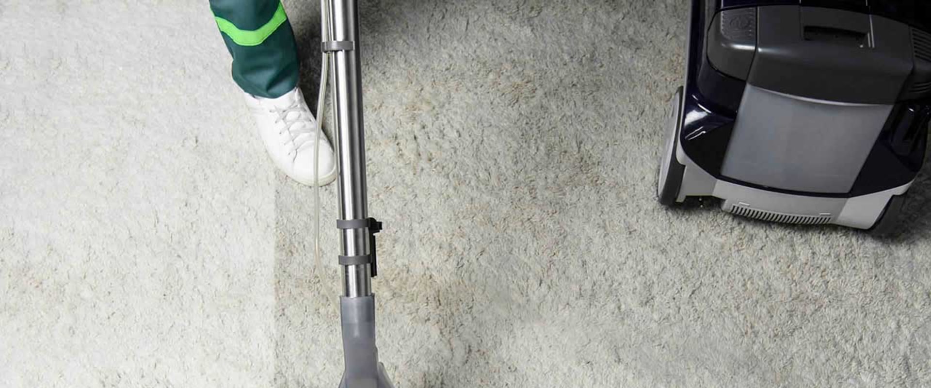 What is a commercial carpet extractor?